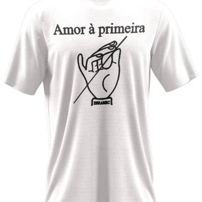 Camiseta Amor à Primeira Agulha